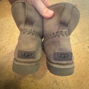 UGG Women's Short Winter Boots Gray Suede